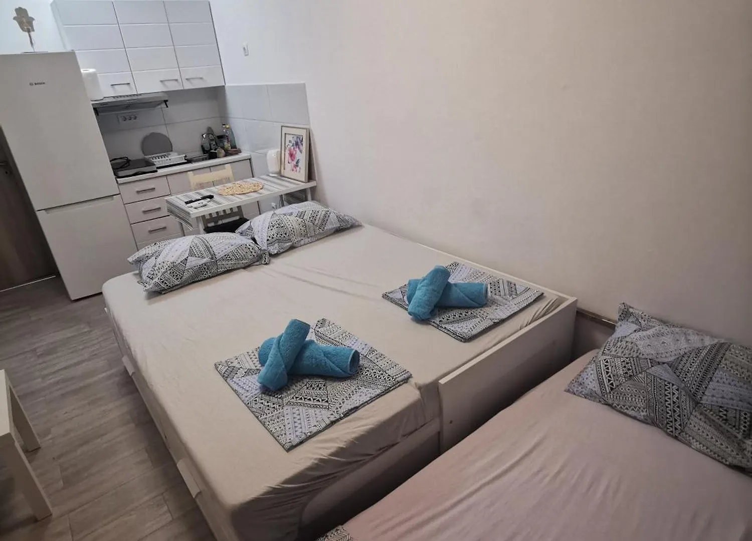 Adamant Studios Nea Moudania 0*,  Grecia